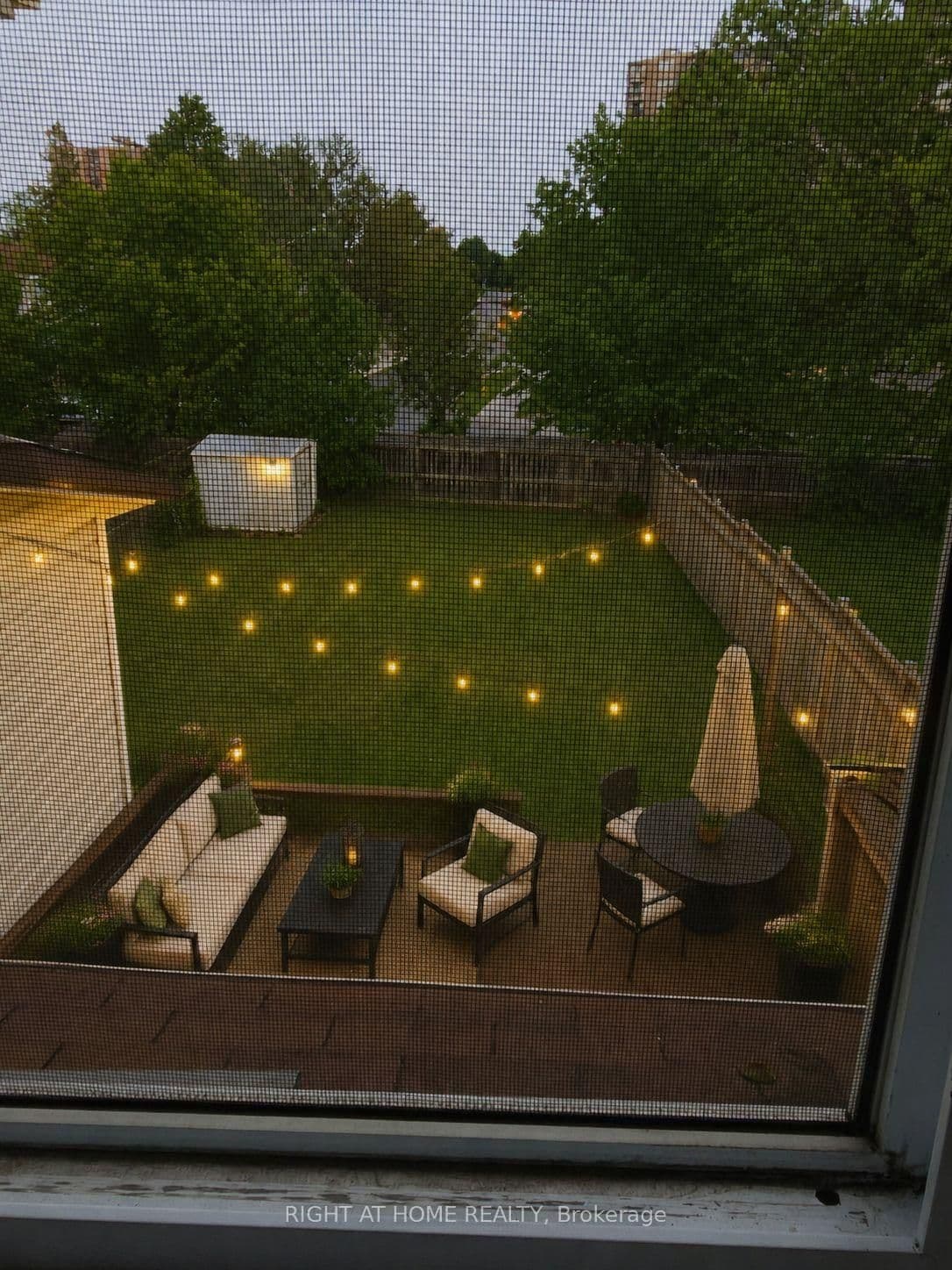 142 Lilibet Crescent E thumbnail 26