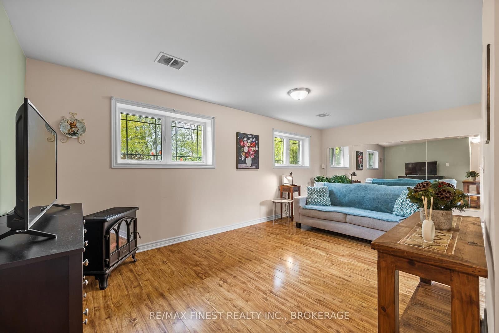 145 Upper Lake Street thumbnail 23