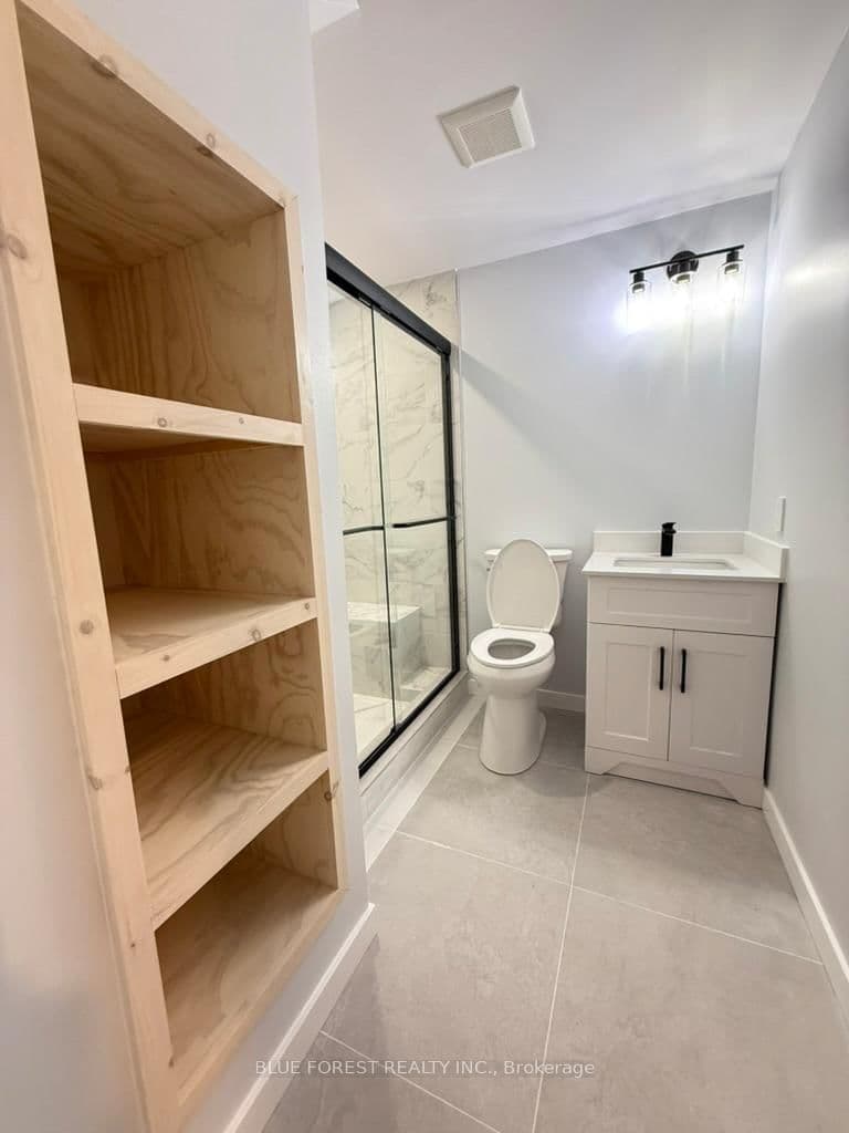 1458 Wright Crescent thumbnail 17