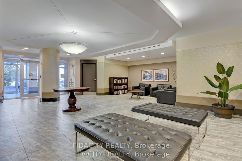 310 Central Park Drive, Unit 8A thumbnail 3