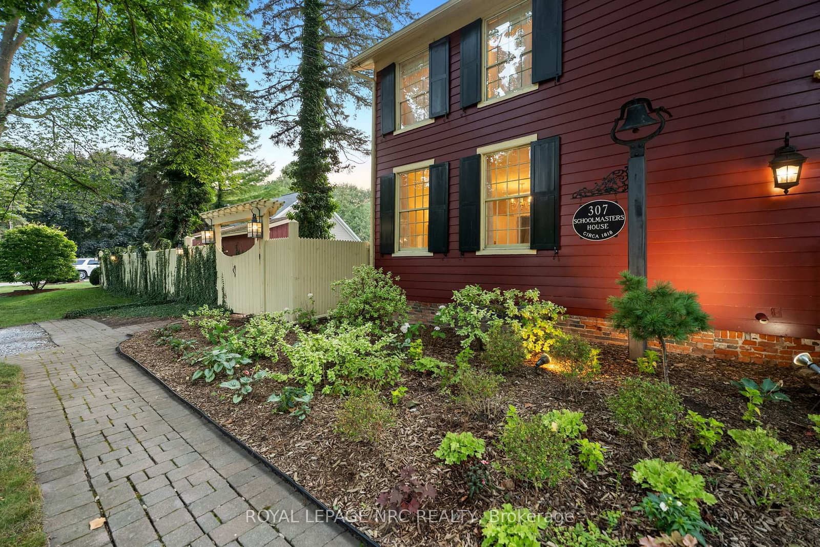307 Mississagua Street thumbnail 48