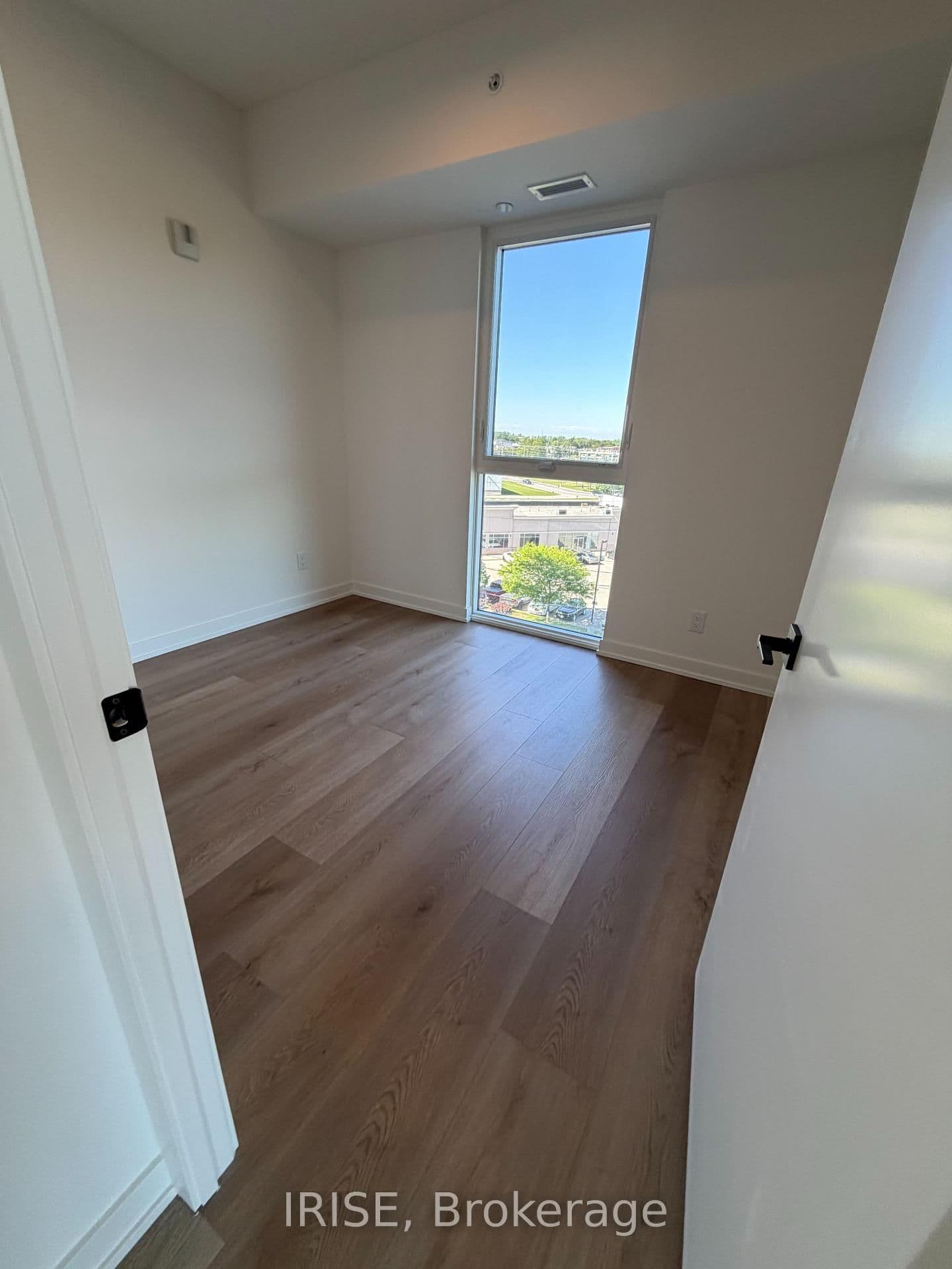 33 Erie Avenue, Unit 508 thumbnail 9