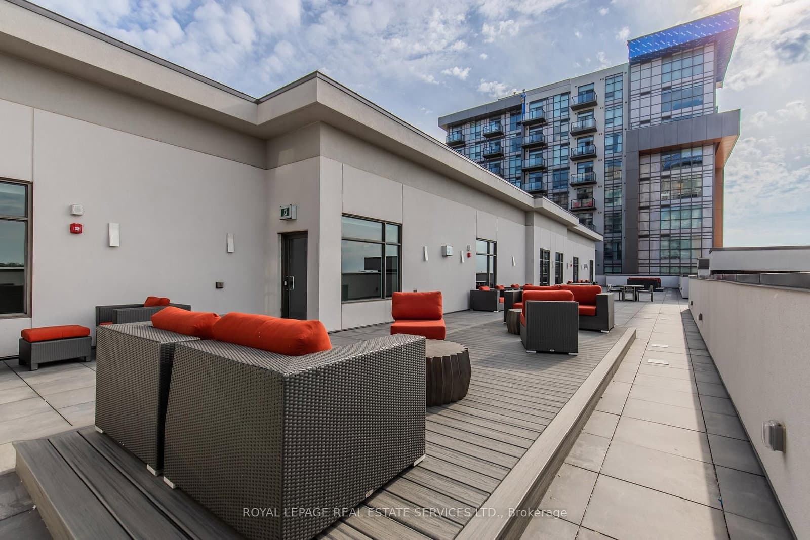470 Dundas Street E, Unit 1211 thumbnail 44