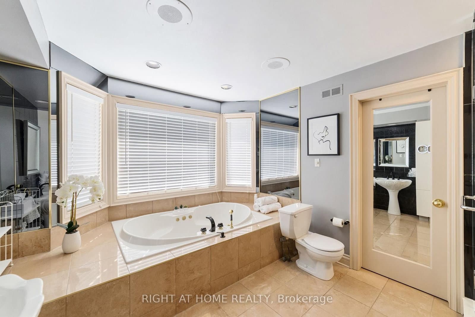 7775 St Augustine Crescent thumbnail 22