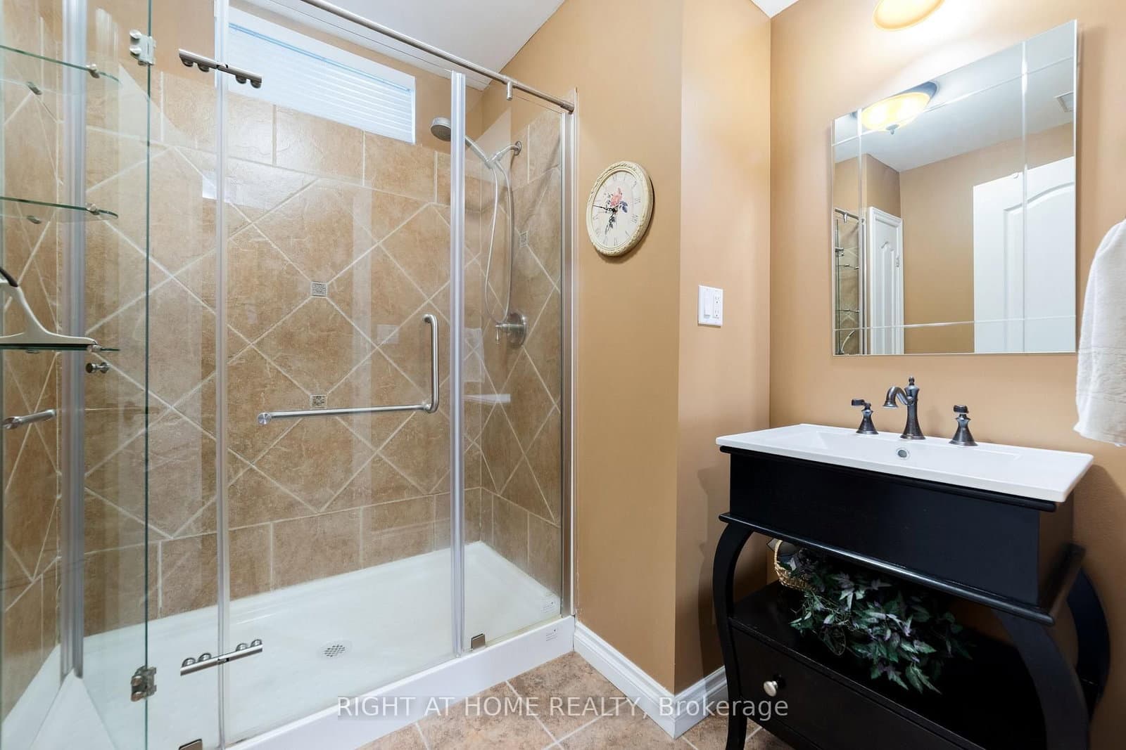 7775 St Augustine Crescent thumbnail 40