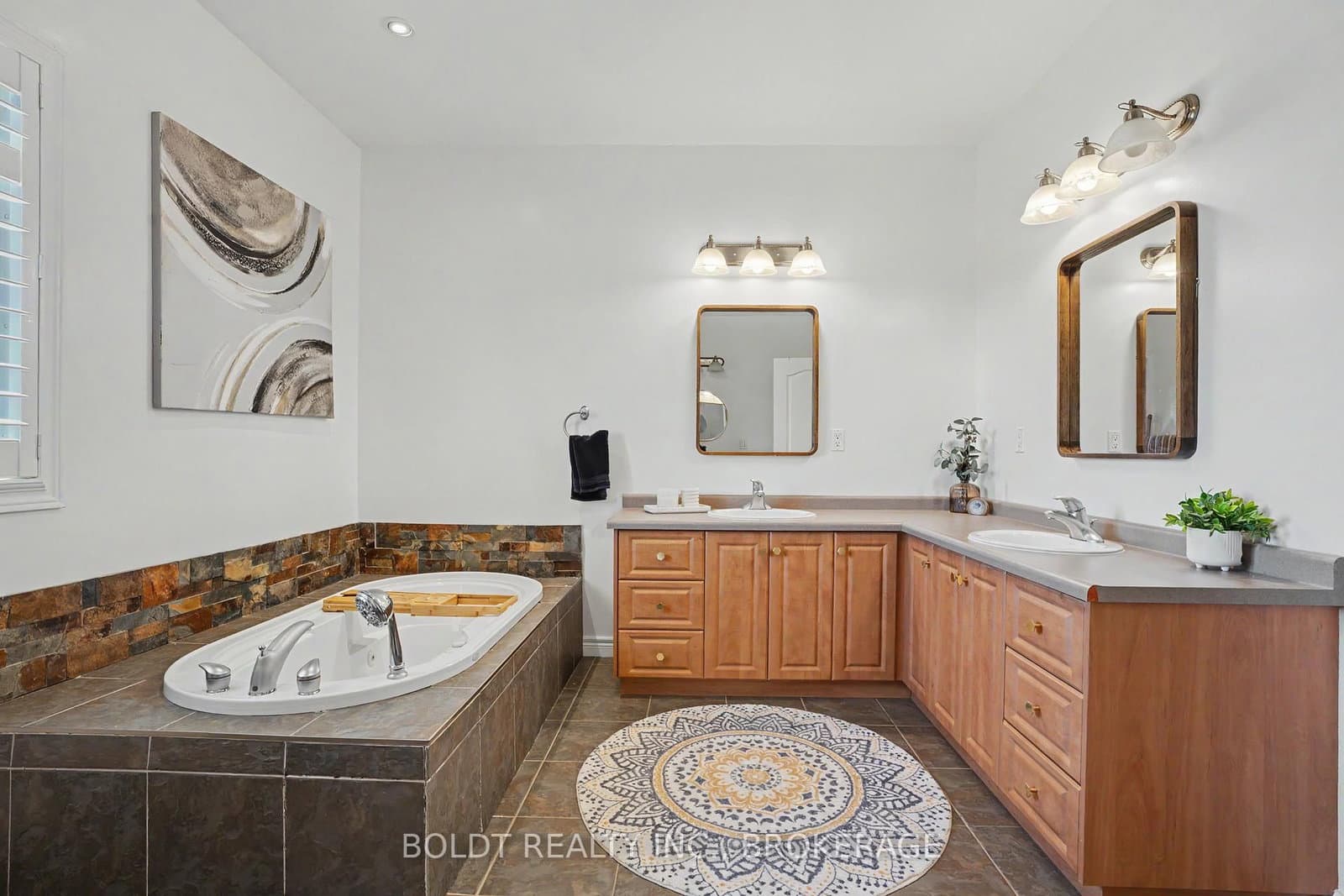 1504 Upper Sherman Avenue thumbnail 16