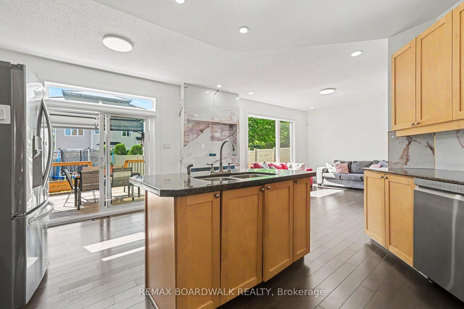 6072 LONGLEAF Drive thumbnail 12