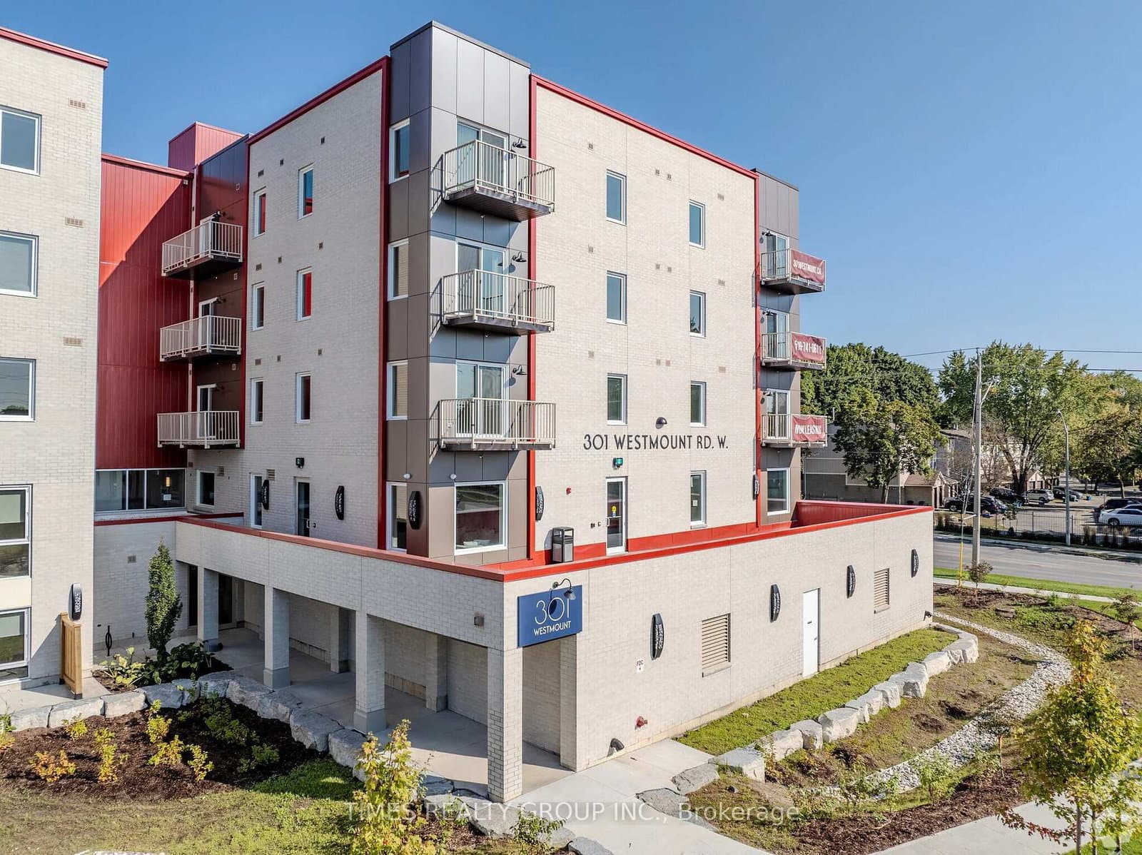 301 Westmount Road W thumbnail 5