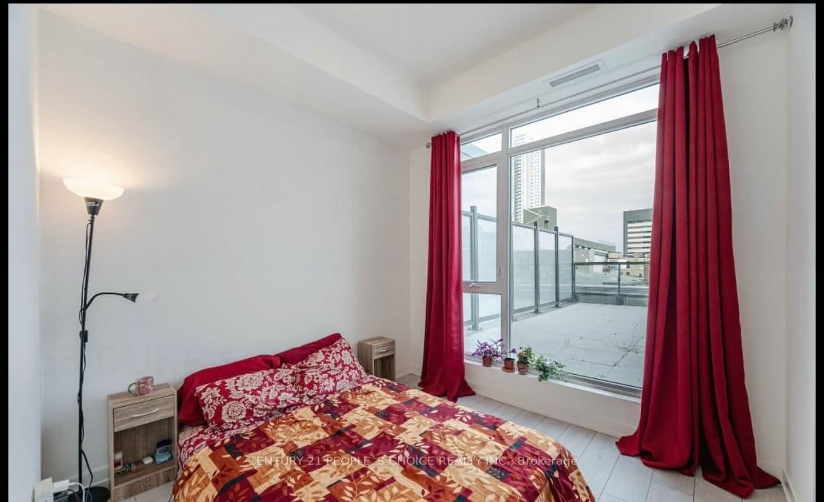 55 Duke Street W, Unit 216 thumbnail 14