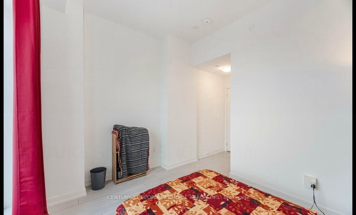 55 Duke Street W, Unit 216 thumbnail 16