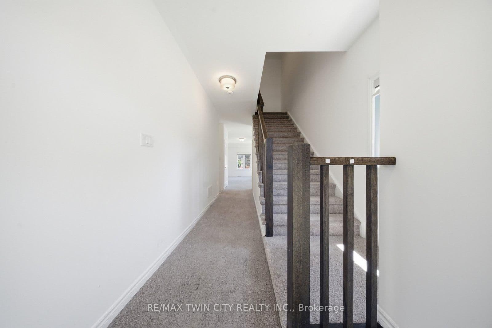 26 Copeman Avenue thumbnail 6