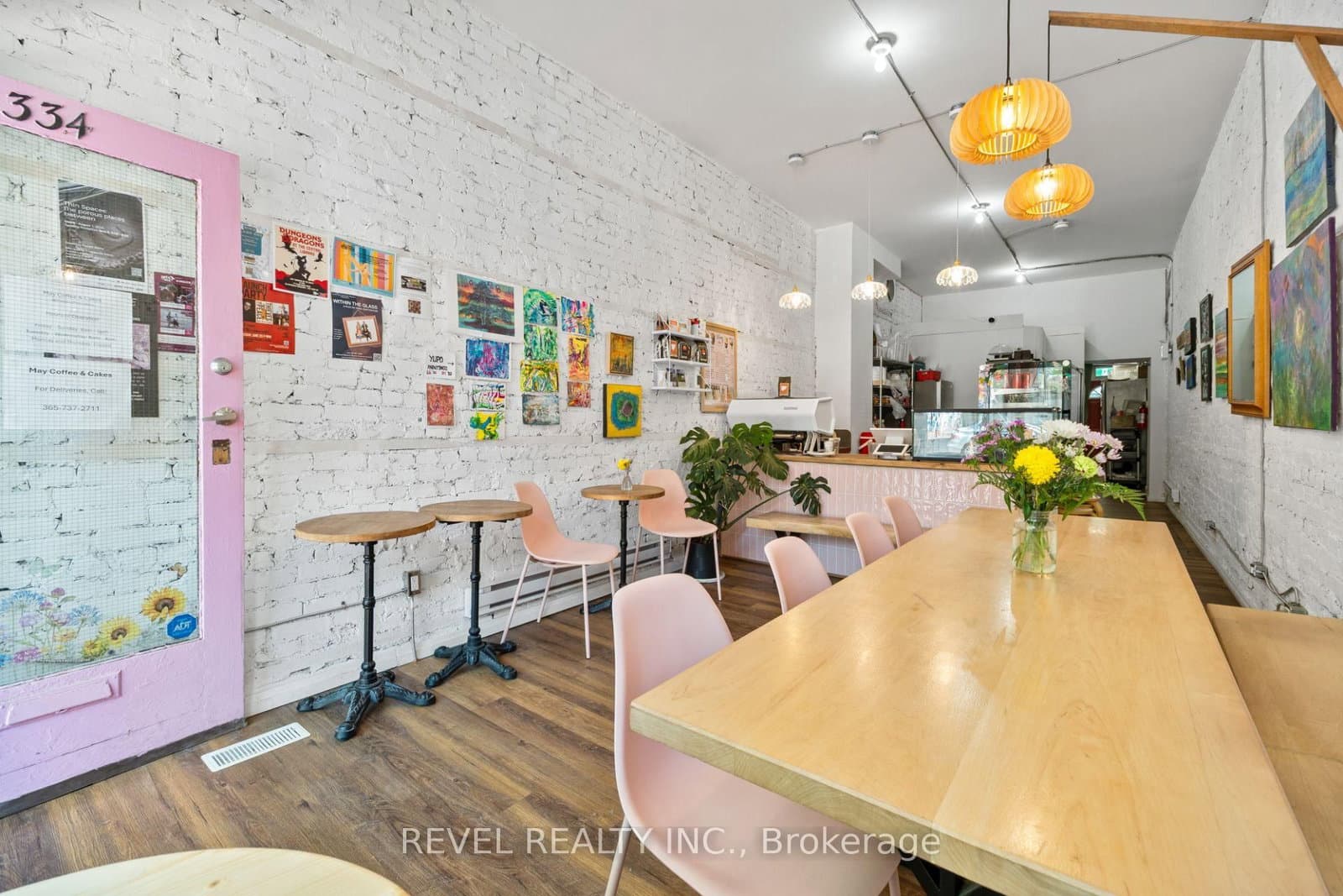 334 James Street N thumbnail 4