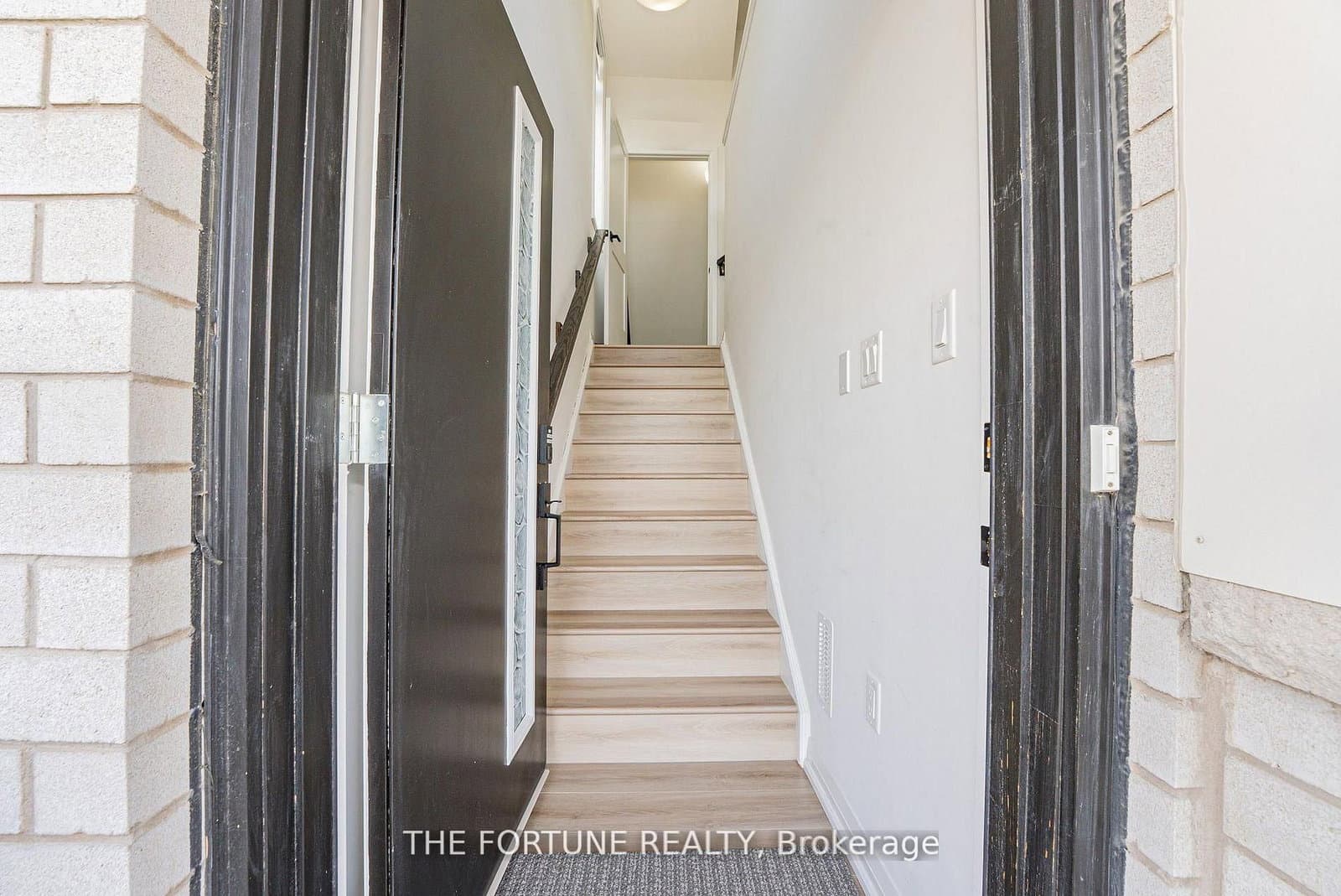 55 Tom Brown Drive, Unit 70 thumbnail 6