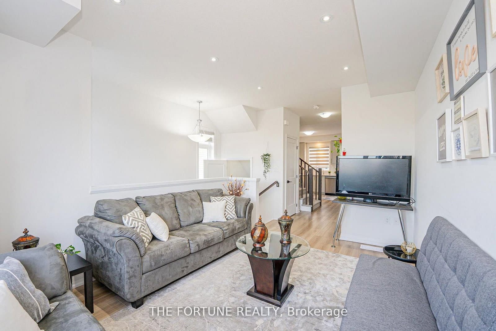 55 Tom Brown Drive, Unit 70 thumbnail 8