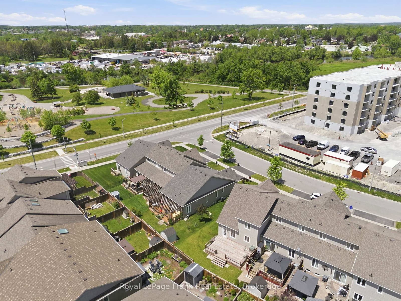 56 Deacon Crescent thumbnail 46
