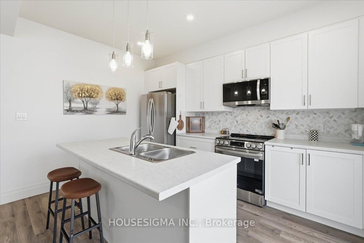 54 Campbell Crescent thumbnail 12