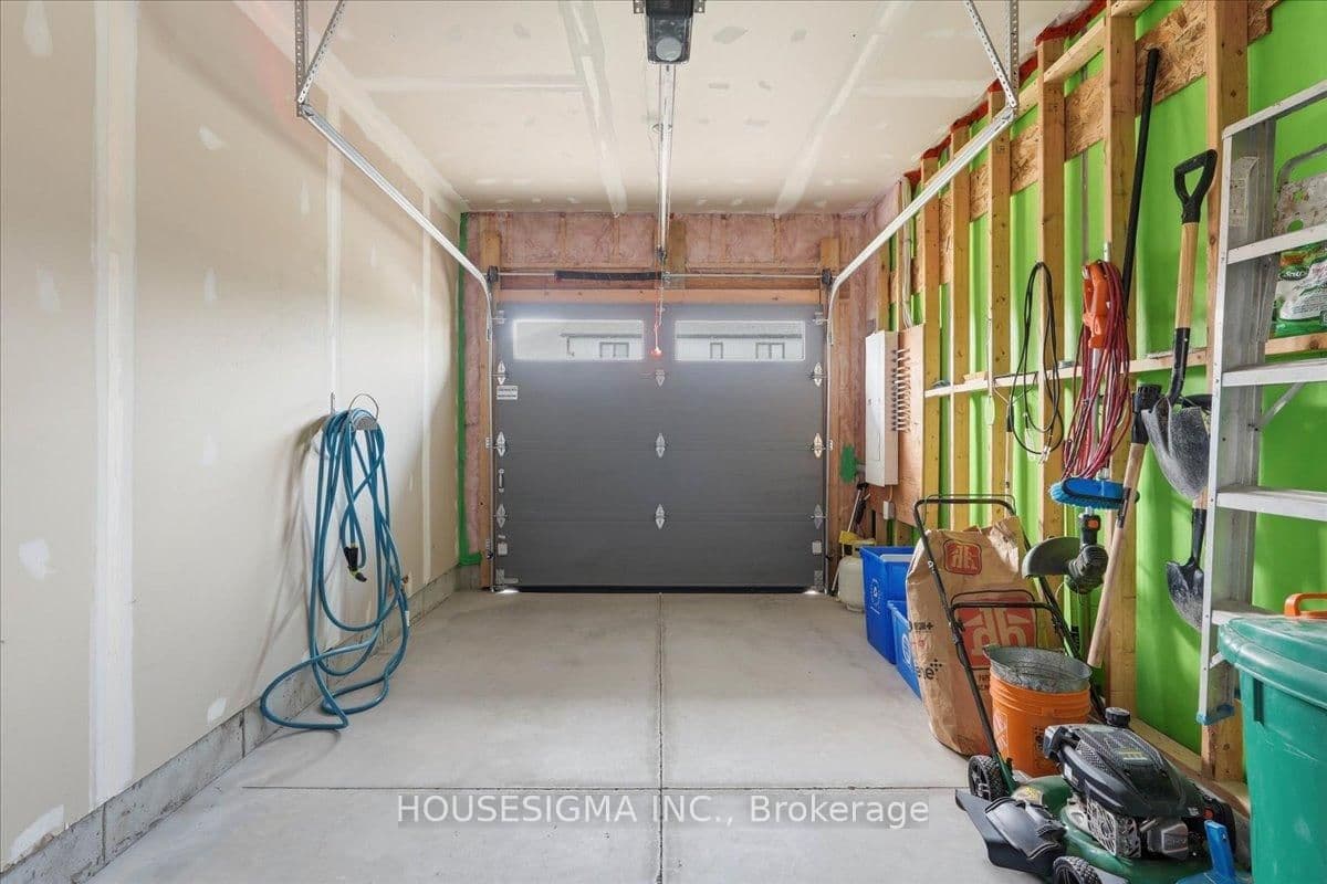 54 Campbell Crescent thumbnail 29