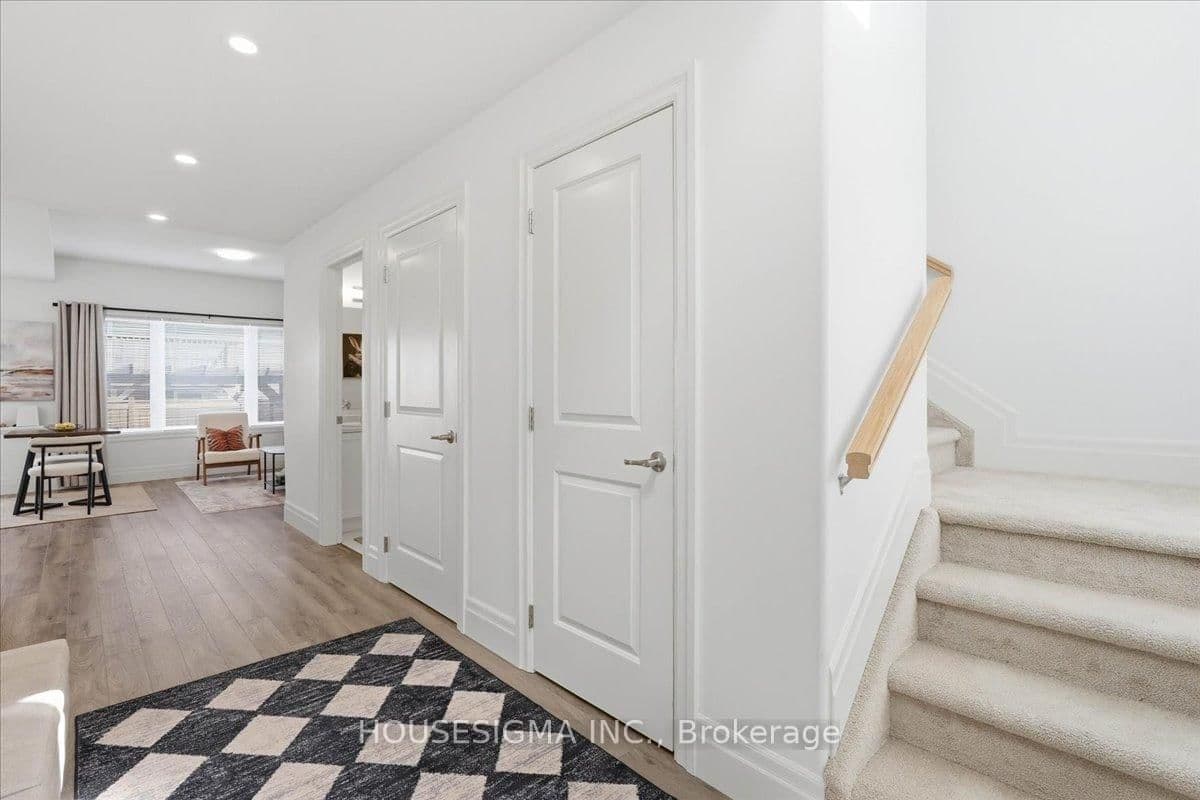 54 Campbell Crescent thumbnail 5
