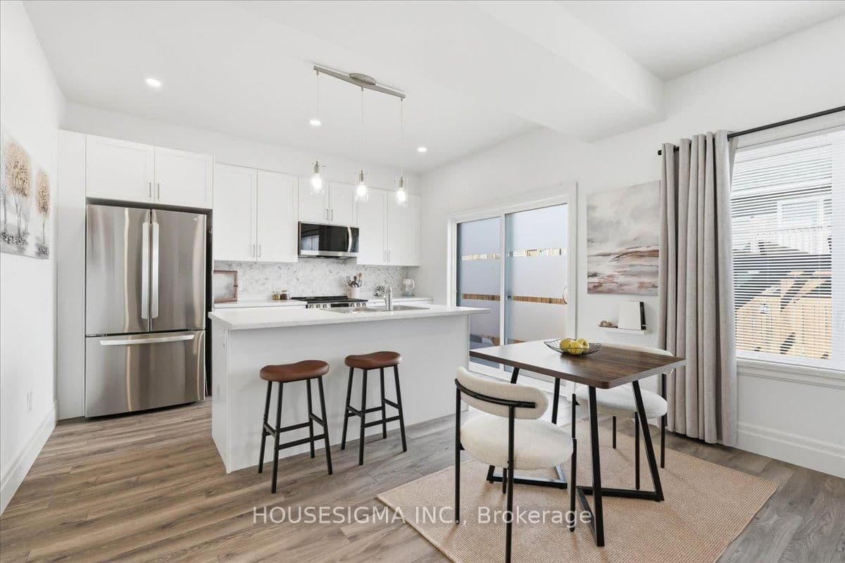 54 Campbell Crescent thumbnail 9