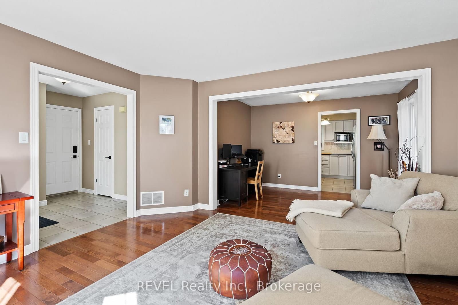98 Debora Drive thumbnail 25