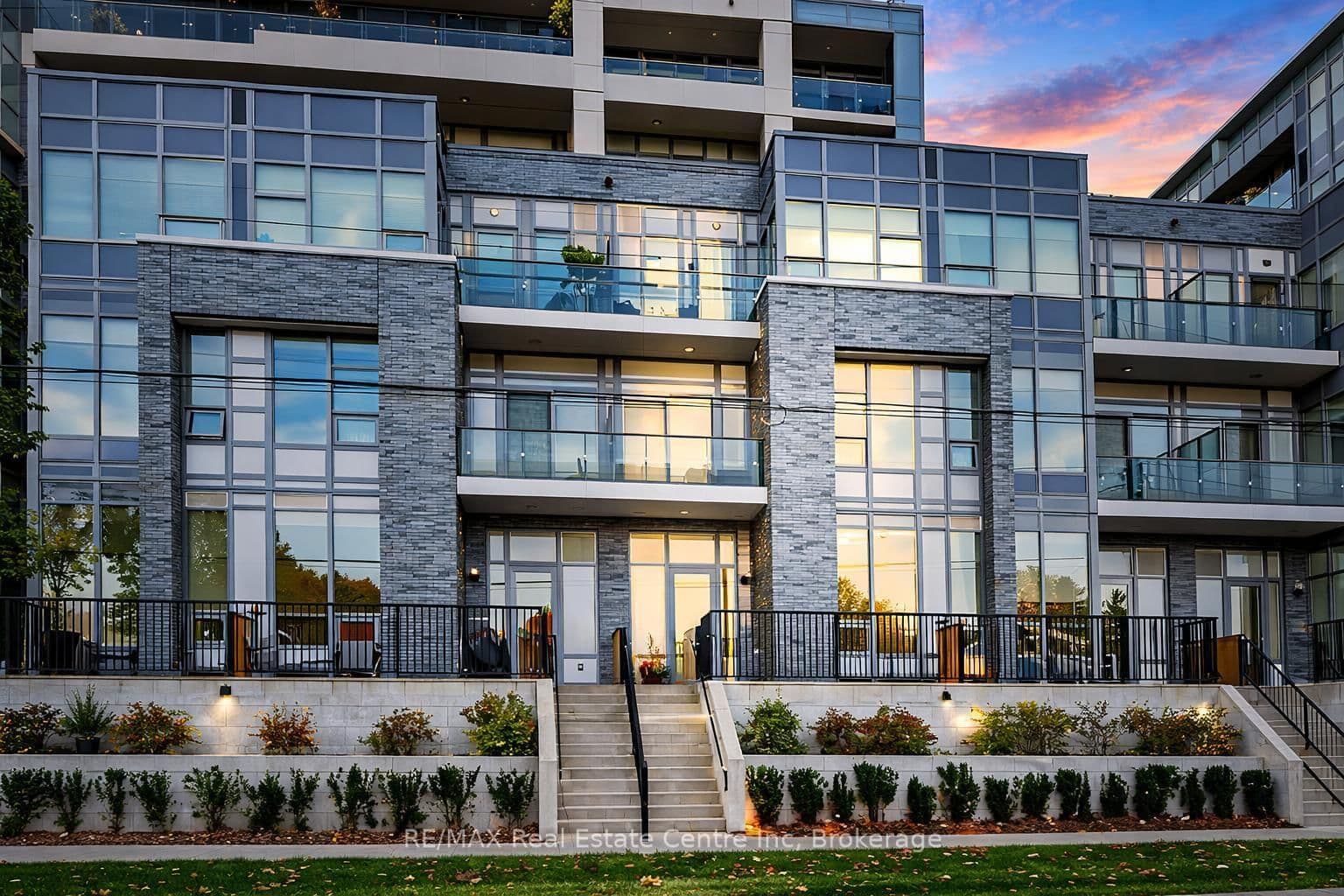 73 ARTHUR Street S, Unit 103 thumbnail 2