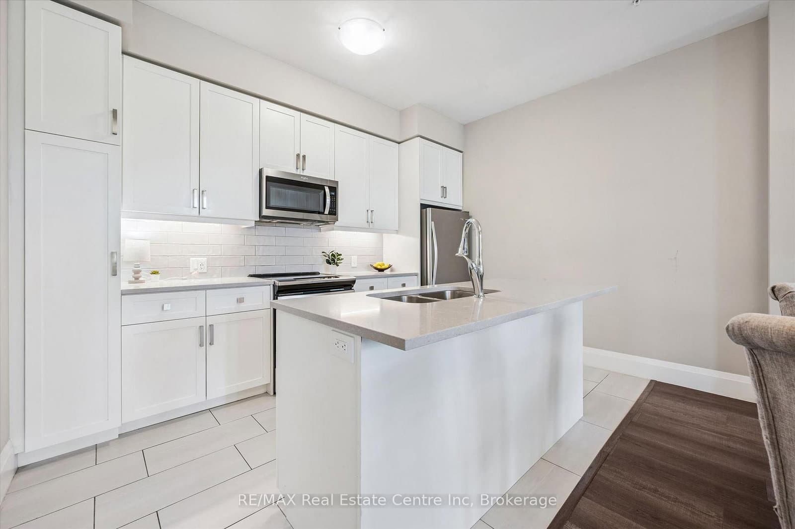 73 ARTHUR Street S, Unit 103 thumbnail 4