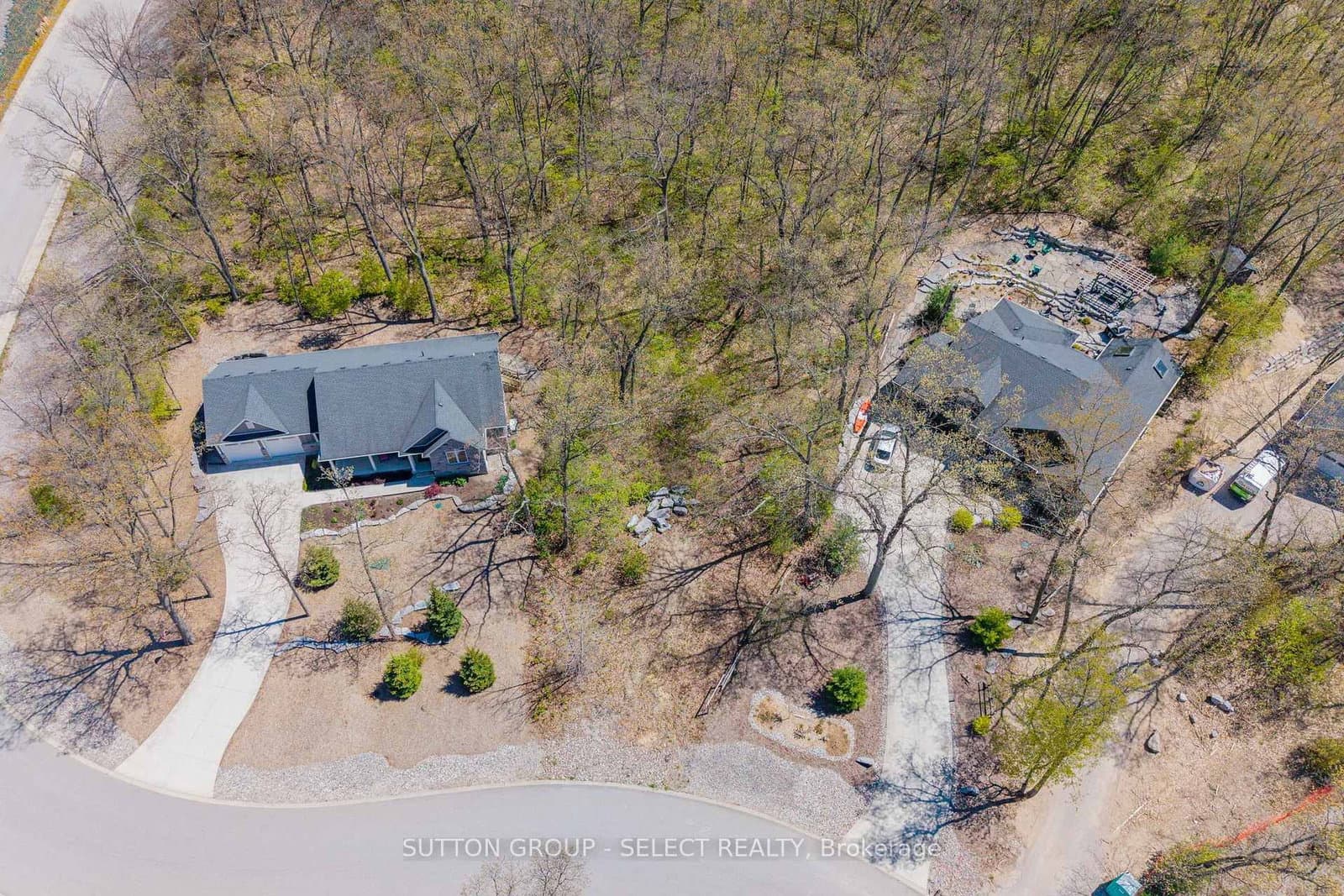 10126 Pinery Bluffs Rd, Lot 8 Road thumbnail 11