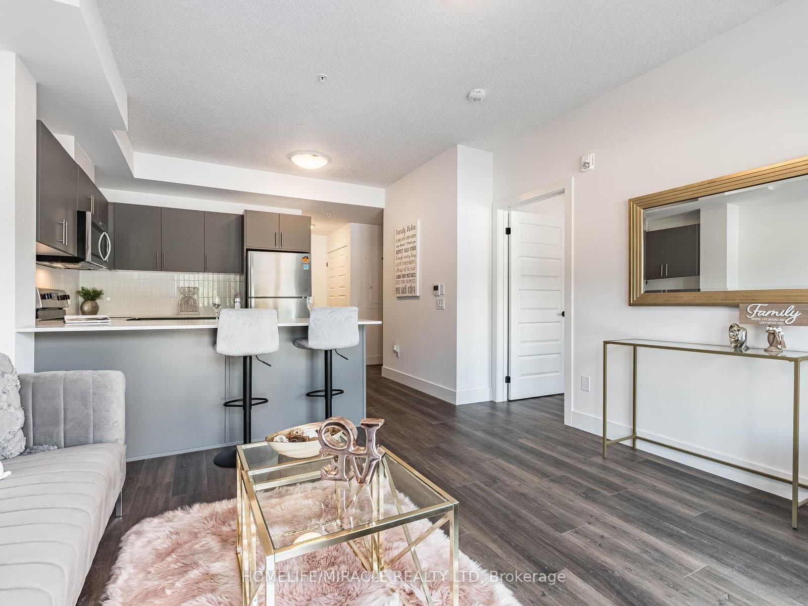 1101 Lackner Place, Unit T2 thumbnail 8