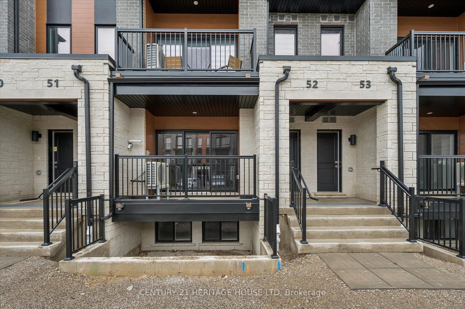 525 Erinbrook Drive, Unit C052 thumbnail 2