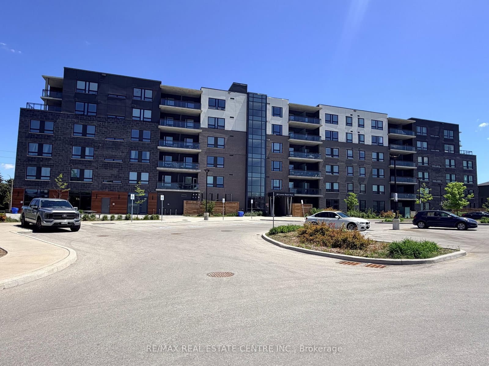 26 Lowes Road W, Unit 614 thumbnail 2