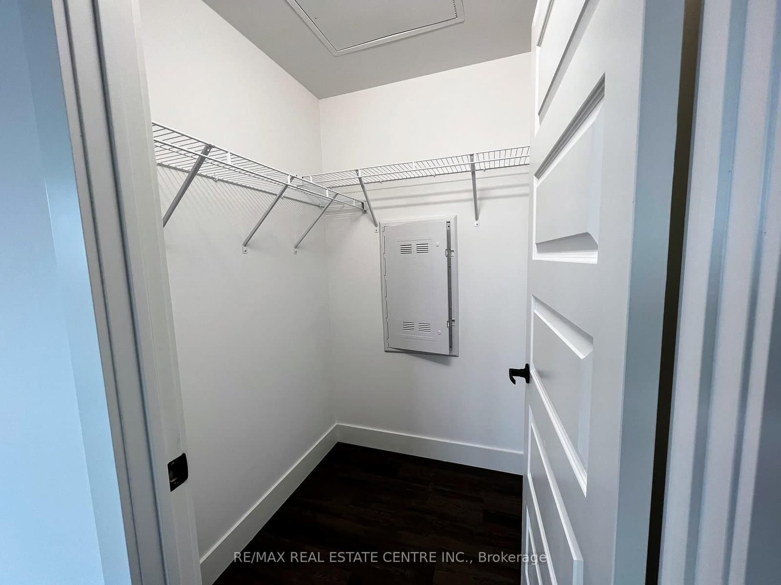 26 Lowes Road W, Unit 614 thumbnail 5