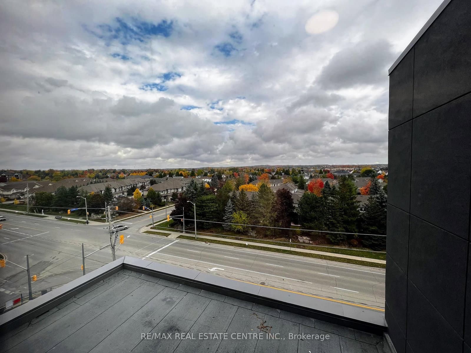 26 Lowes Road W, Unit 614 thumbnail 8