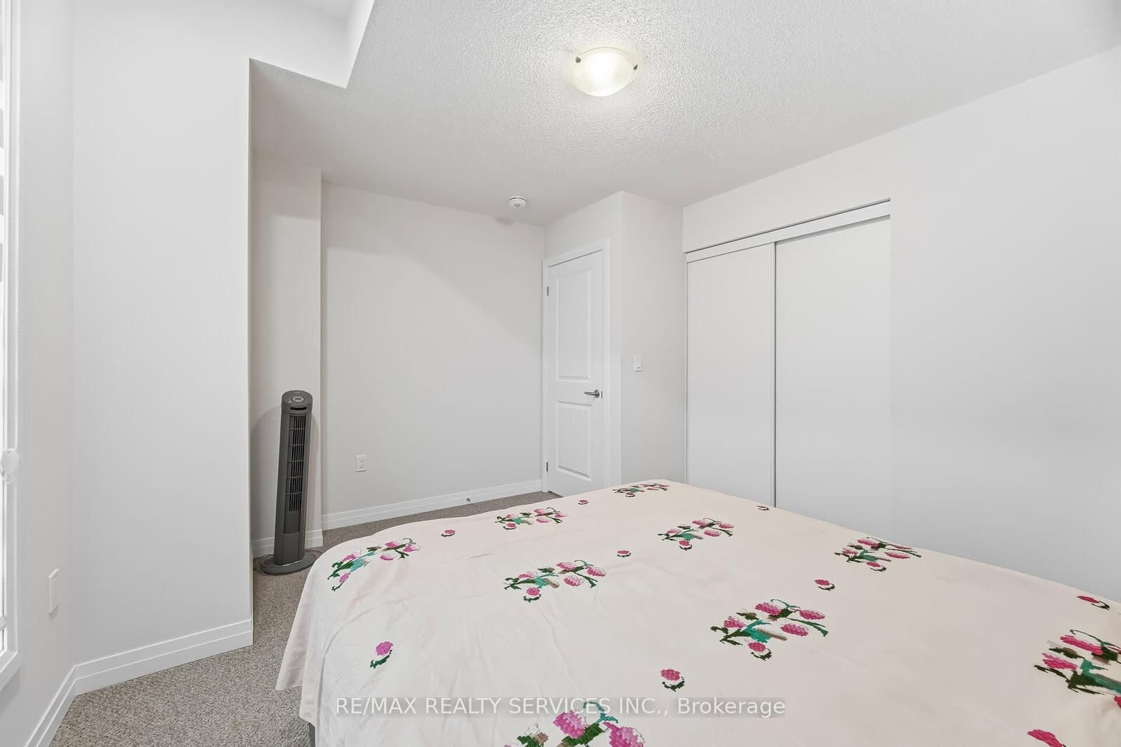 14 Gibson Drive thumbnail 40