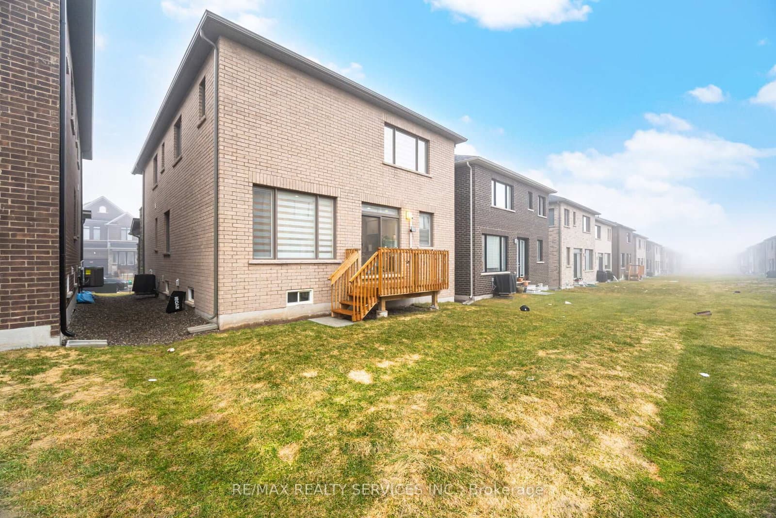 14 Gibson Drive thumbnail 48