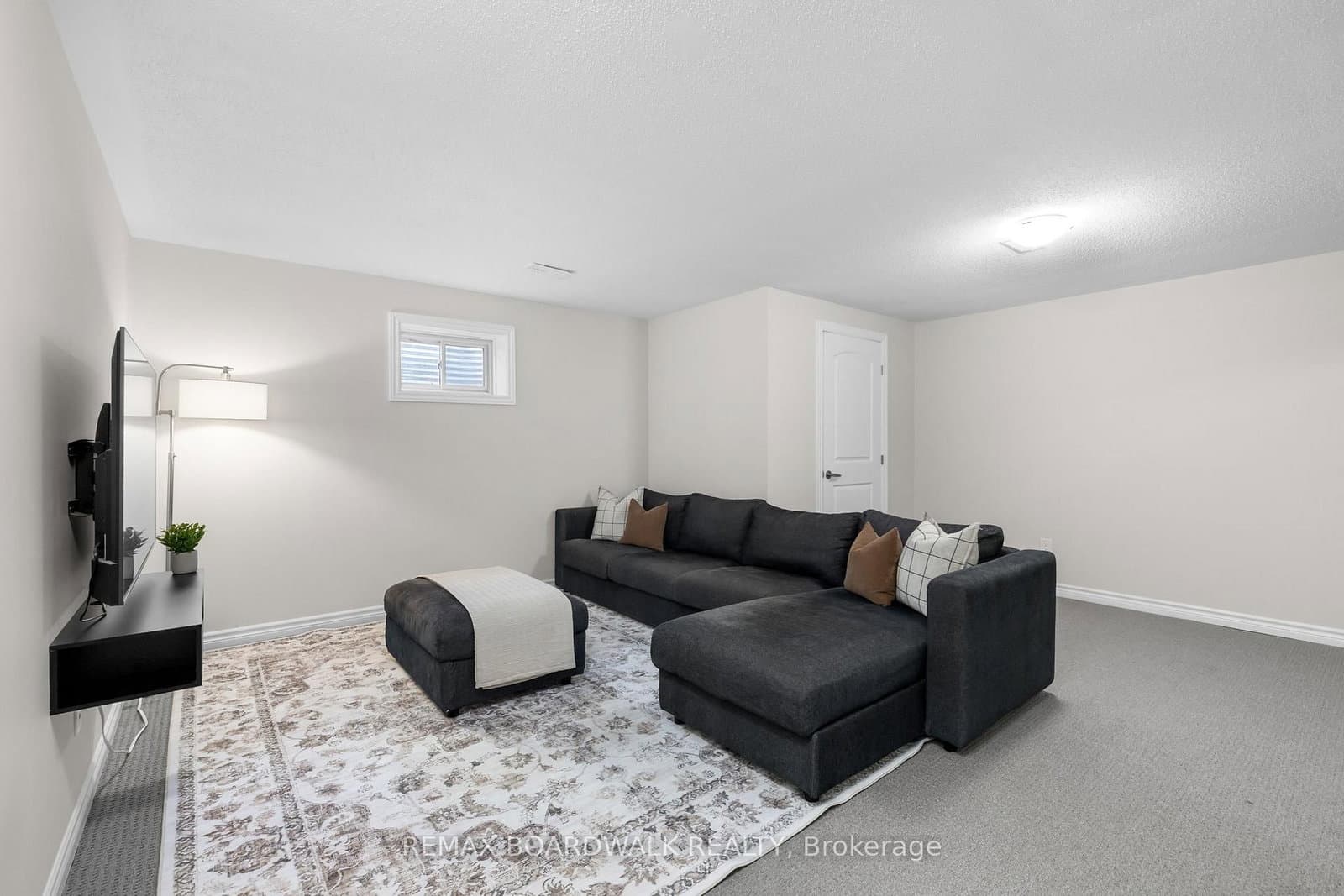 6331 Perth Street thumbnail 29