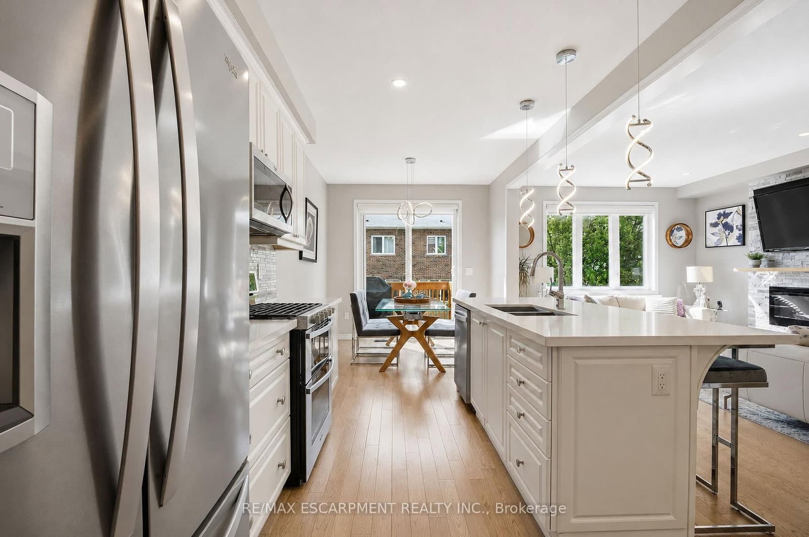 44 Stillwater Crescent thumbnail 6
