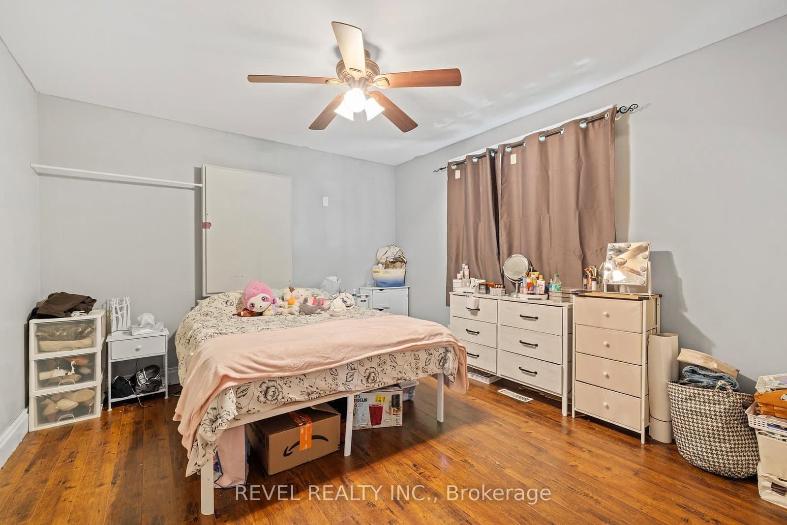 54 Chestnut Street E thumbnail 13