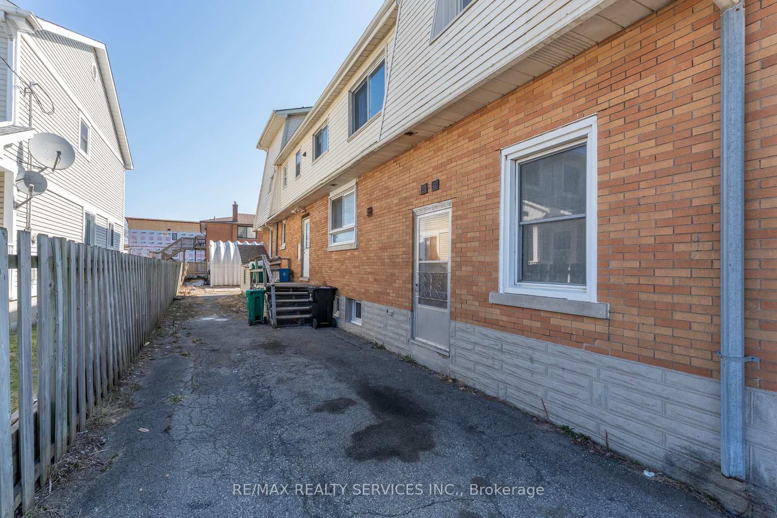 72 Florence Avenue thumbnail 10