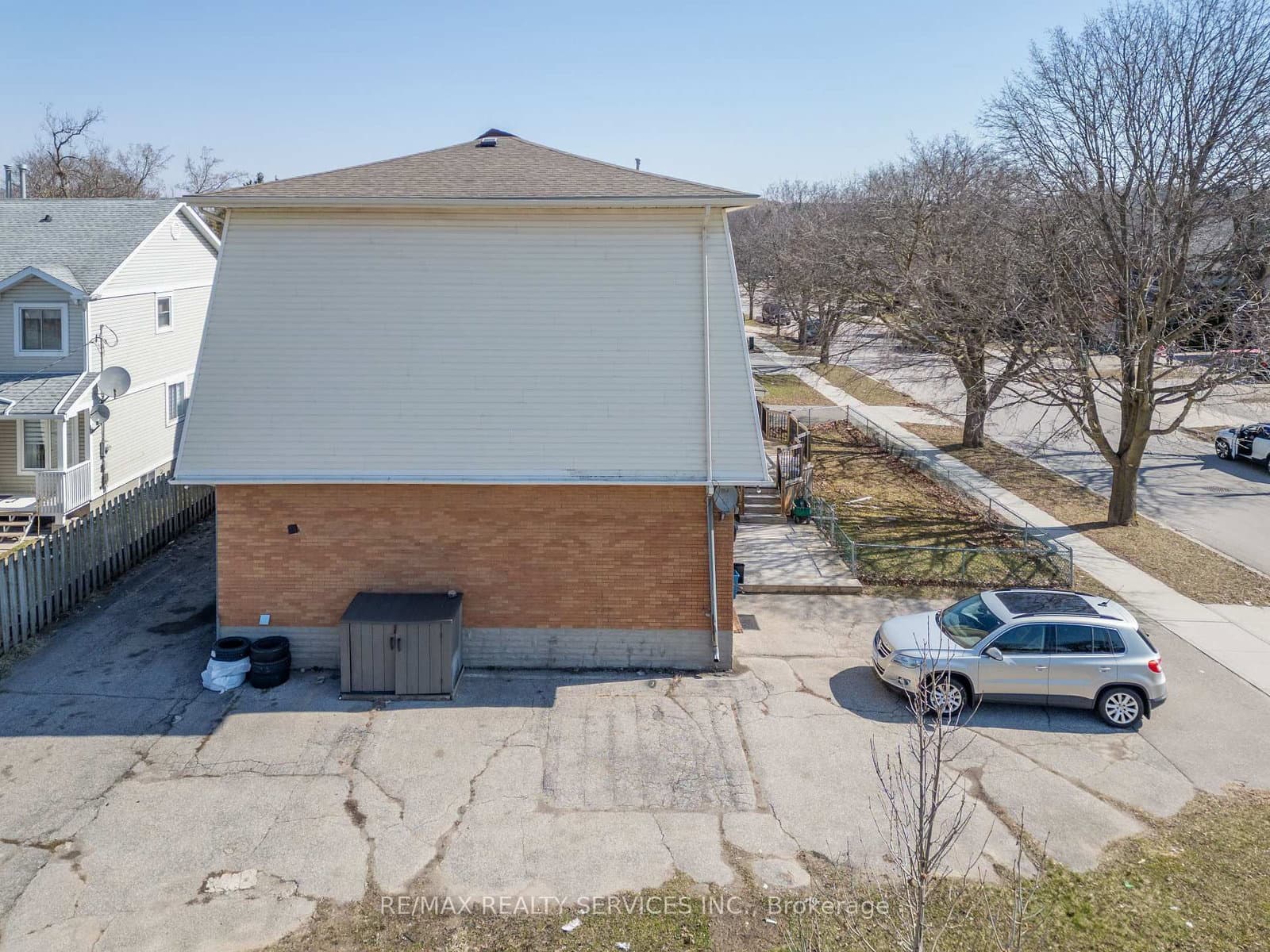 72 Florence Avenue thumbnail 21
