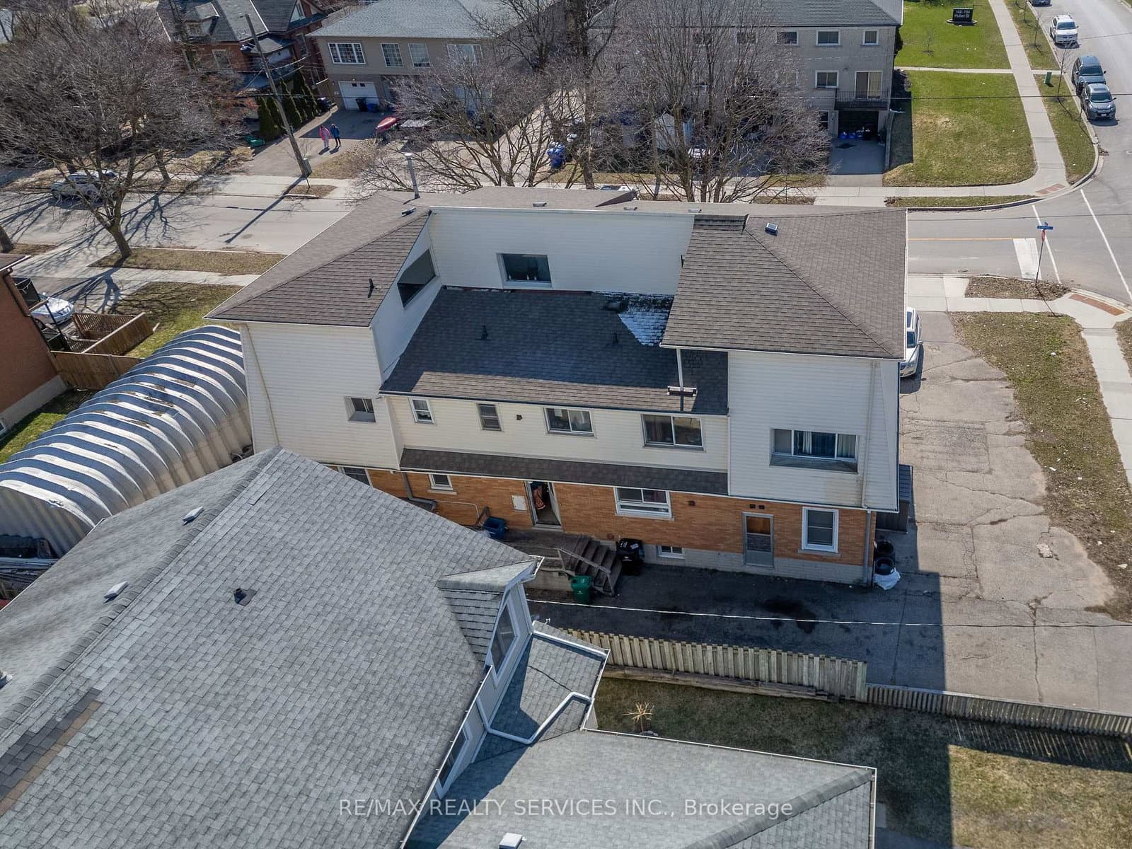 72 Florence Avenue thumbnail 25