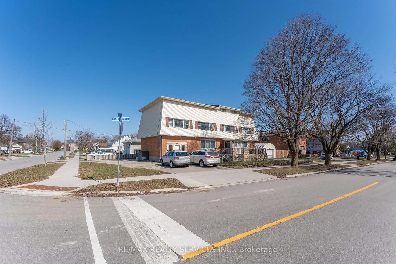 72 Florence Avenue thumbnail 5