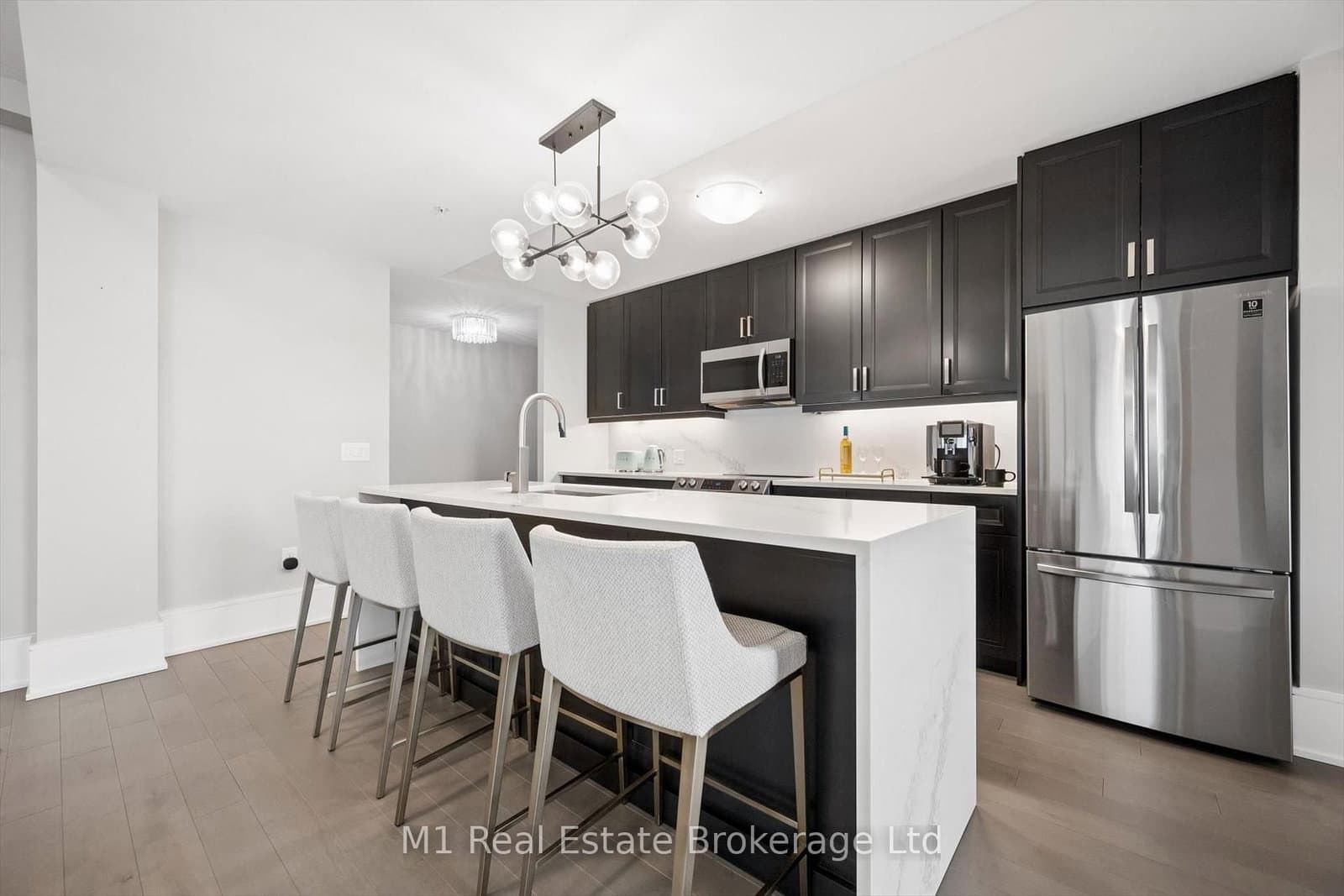 73 Arthur Street S, Unit 806 thumbnail 19