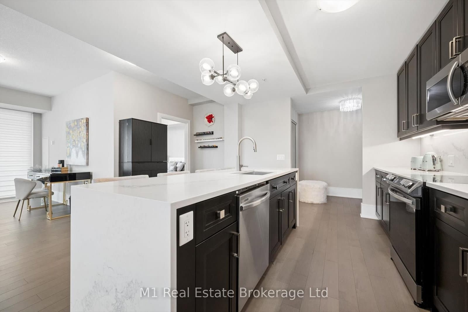 73 Arthur Street S, Unit 806 thumbnail 21