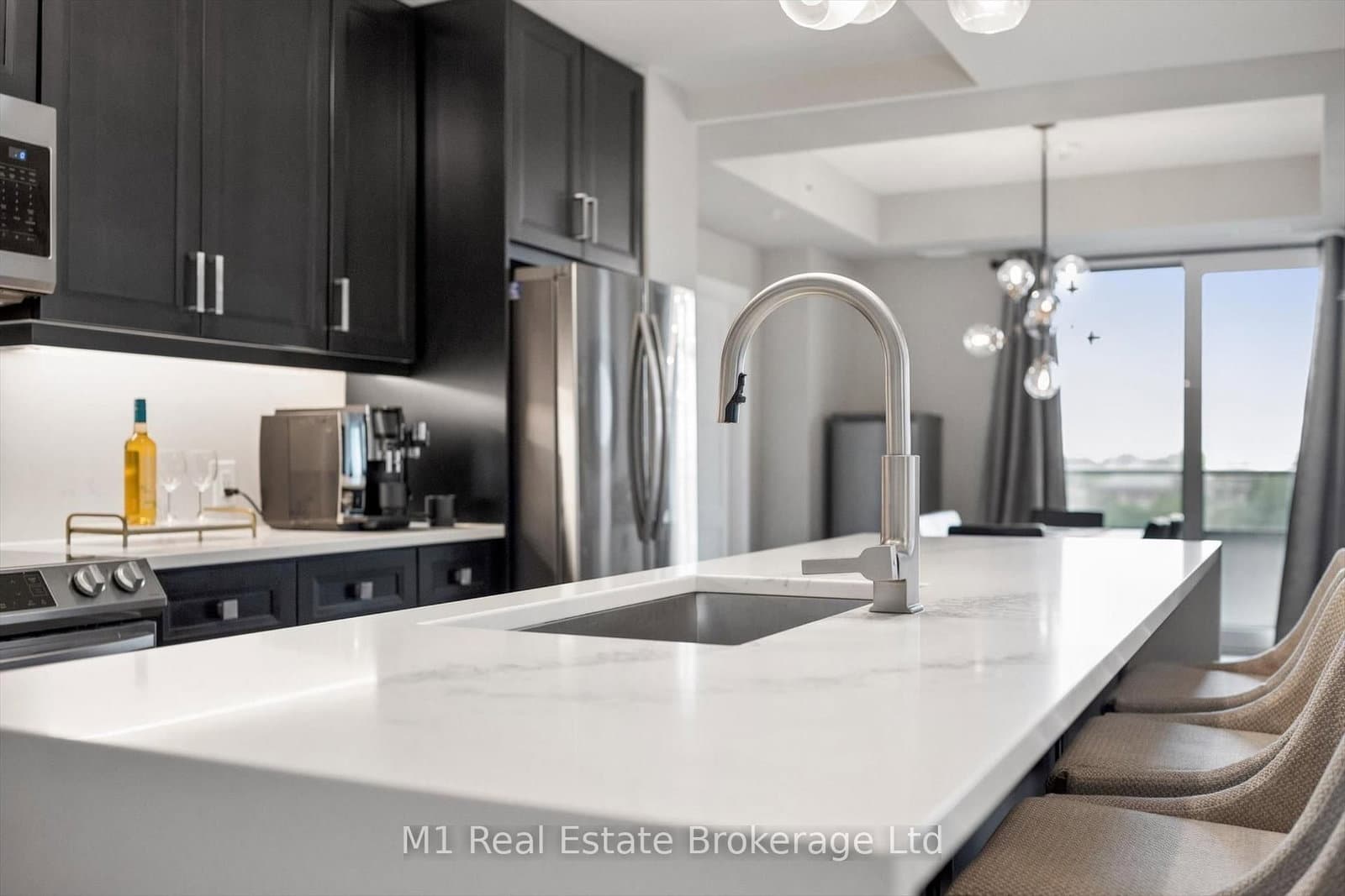 73 Arthur Street S, Unit 806 thumbnail 22