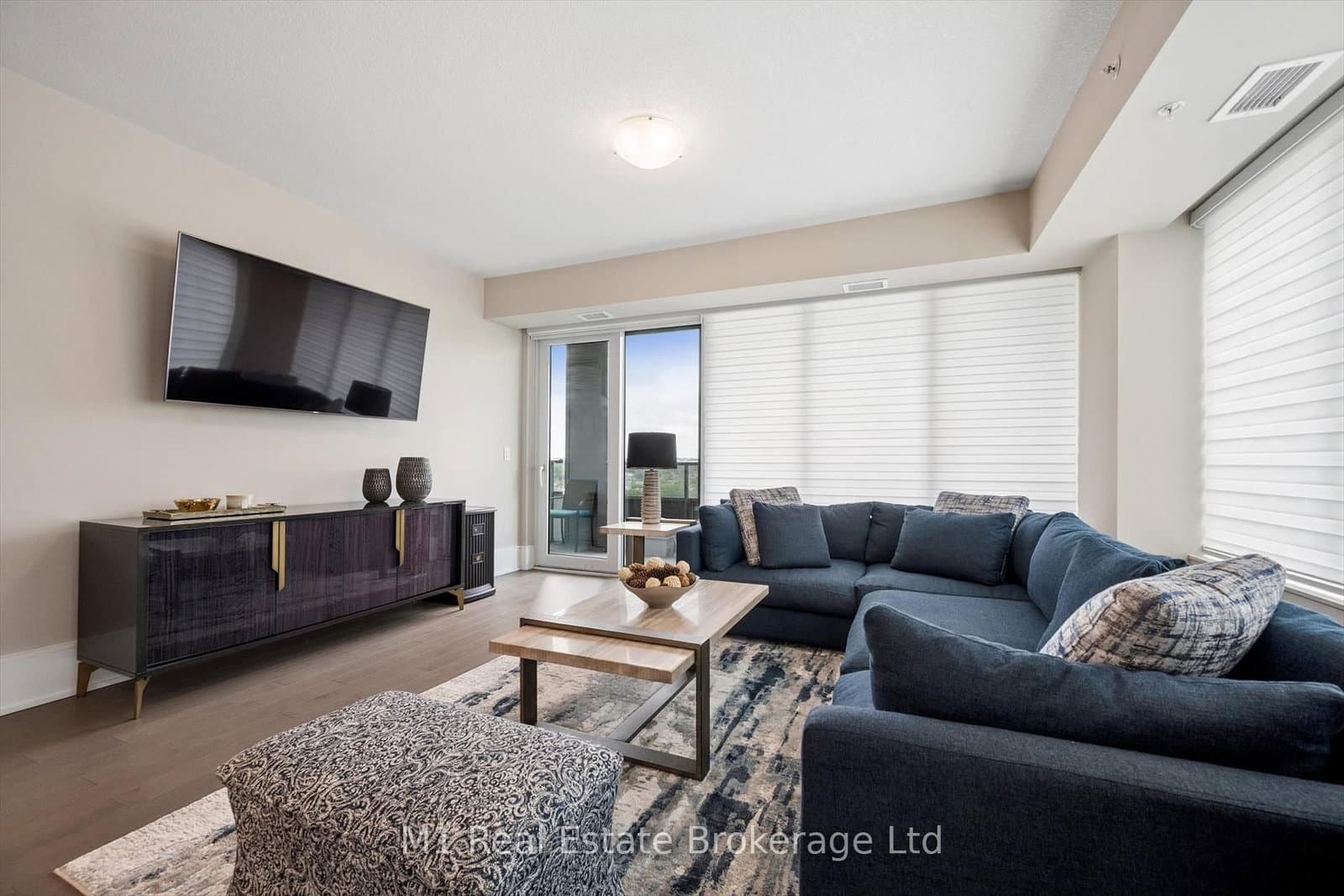 73 Arthur Street S, Unit 806 thumbnail 27