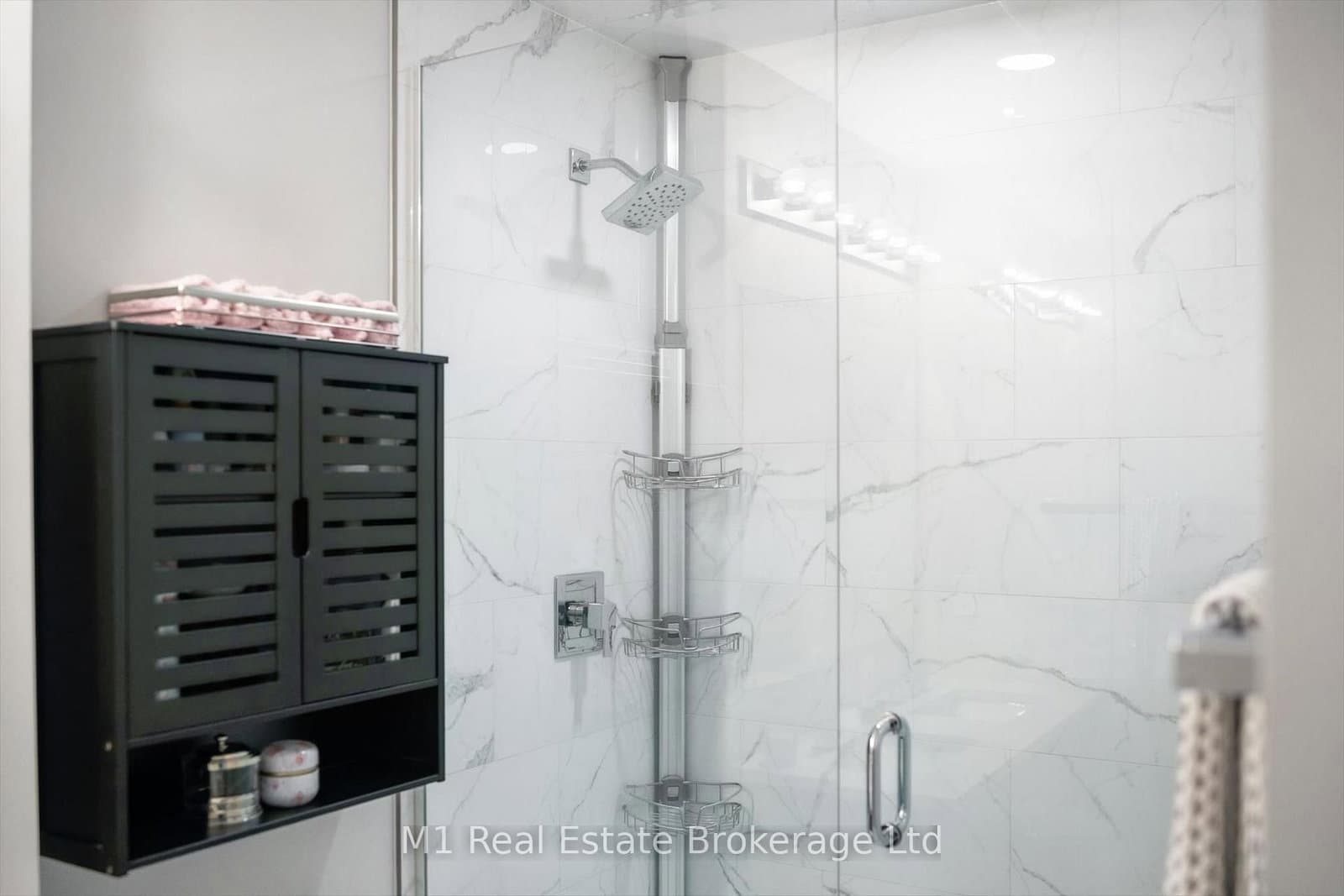 73 Arthur Street S, Unit 806 thumbnail 37