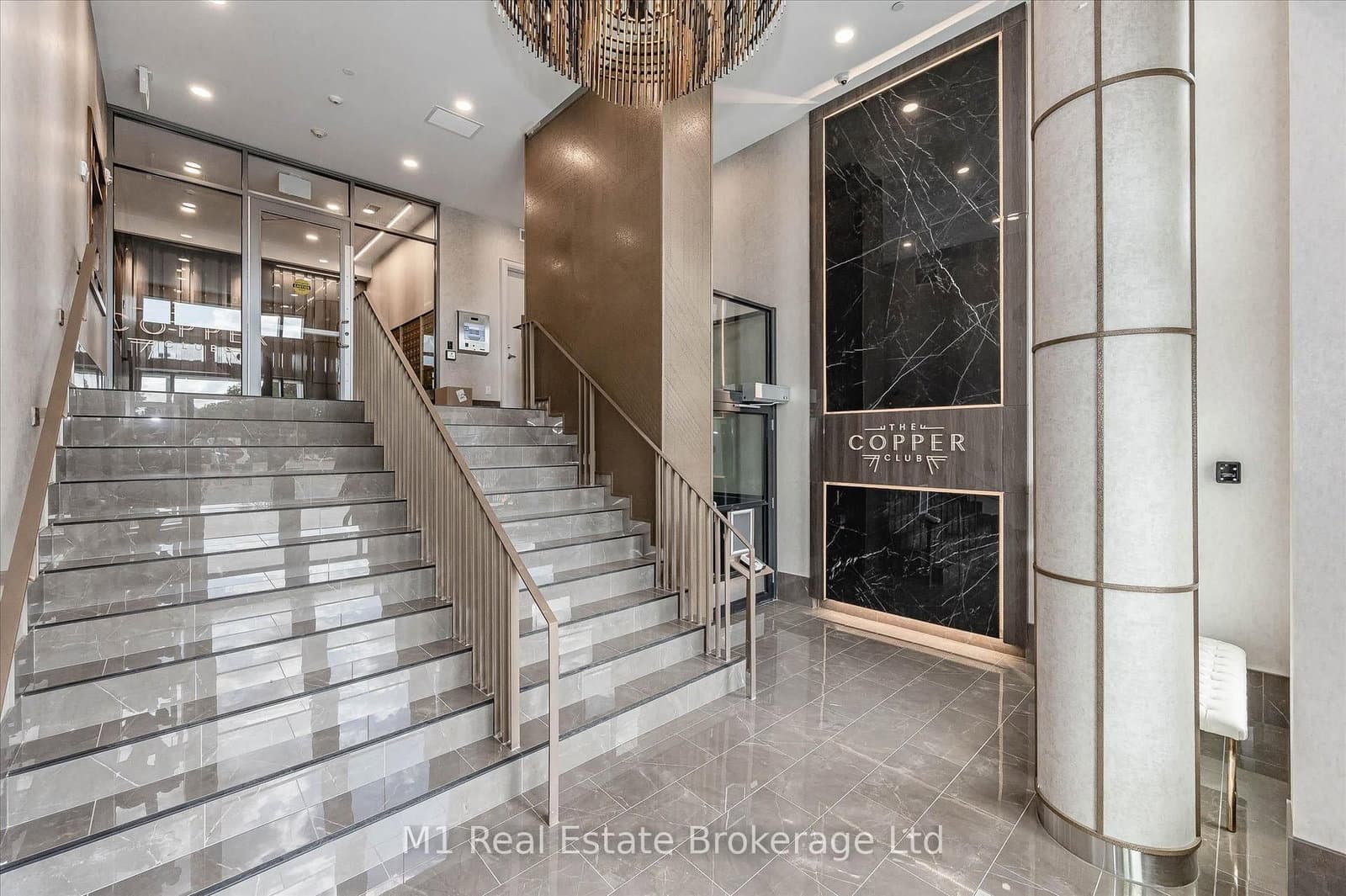 73 Arthur Street S, Unit 806 thumbnail 4
