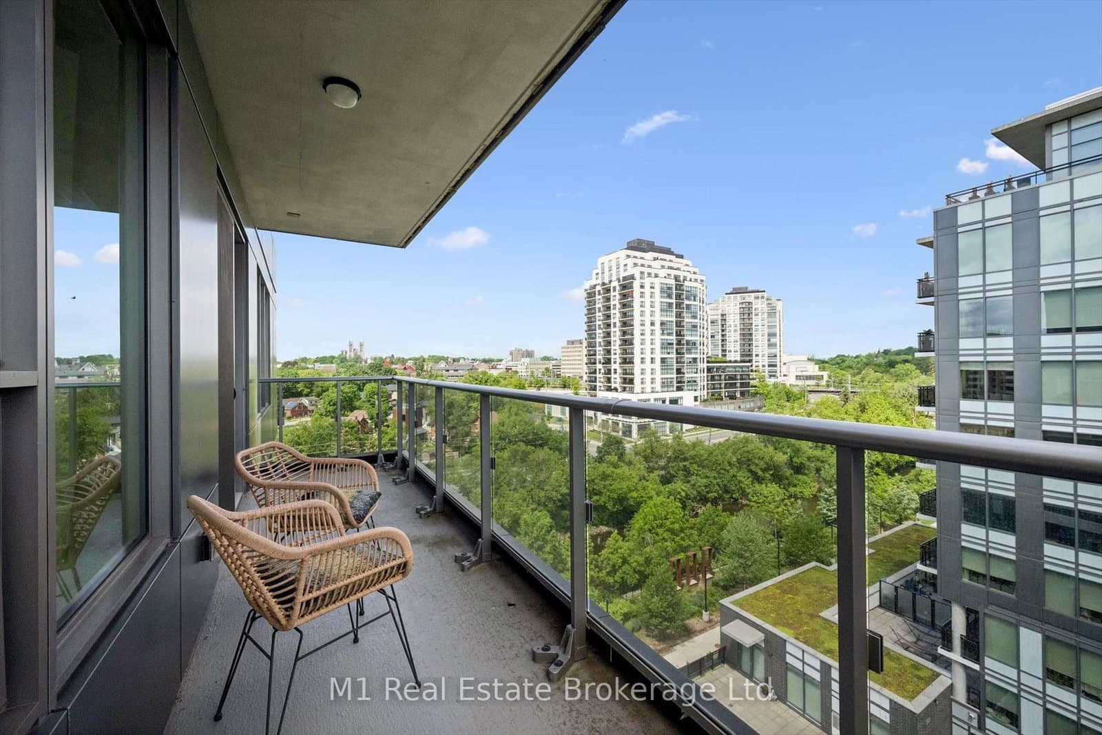 73 Arthur Street S, Unit 806 thumbnail 50