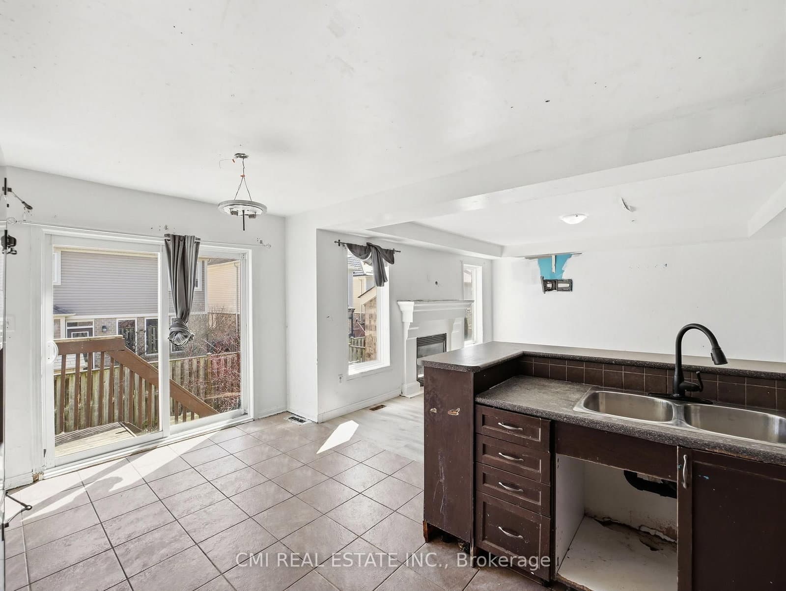 155 Fletcher Circle thumbnail 16
