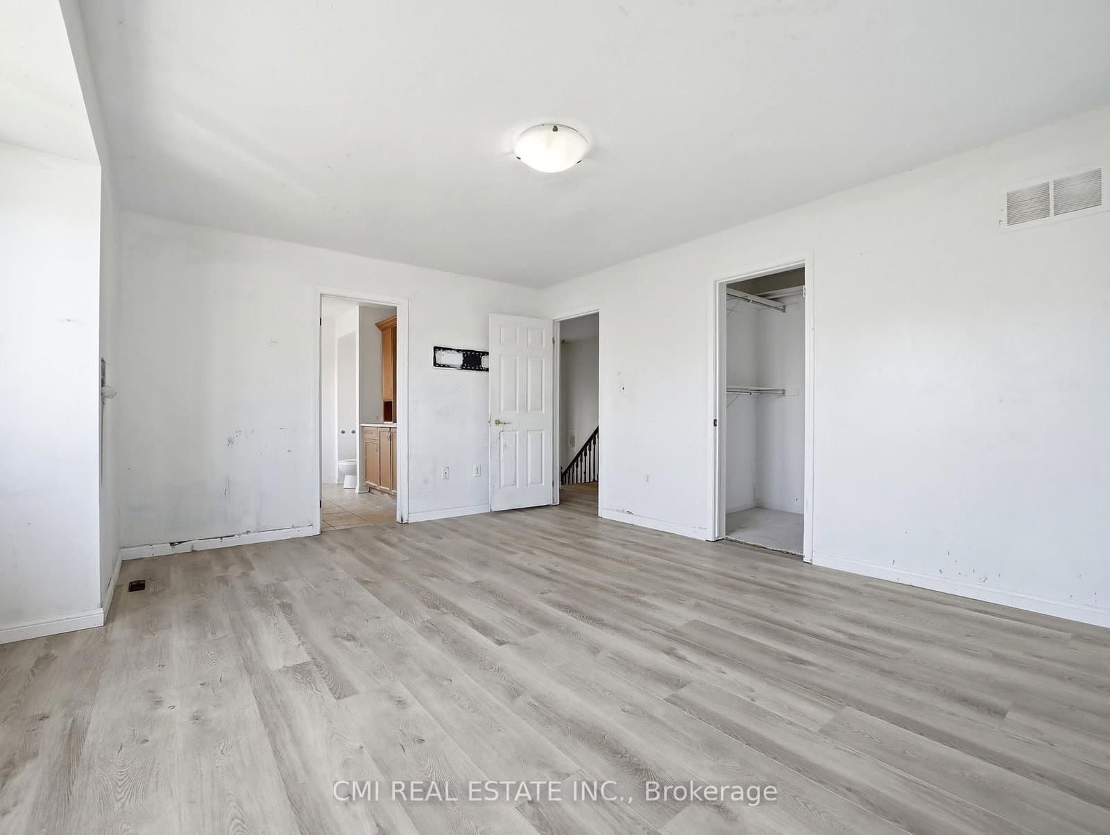 155 Fletcher Circle thumbnail 27